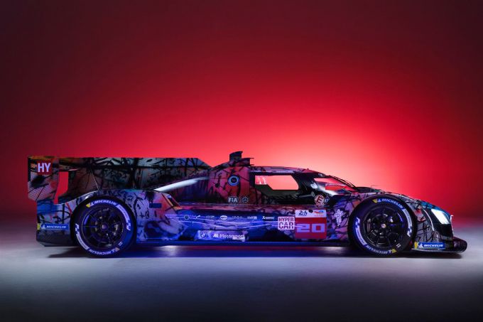 BMW M Hybrid V8-endurance Art Car by Julie Mehretu foto 12