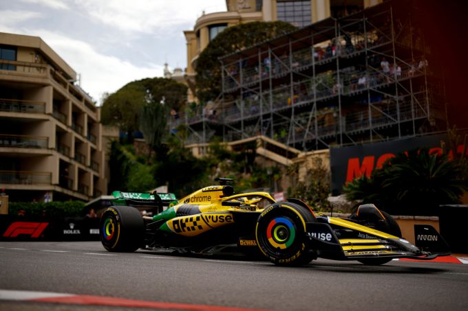 Oscar Piastri opgelucht na P2 in Monaco: “Fijn om vanaf de eerste startrij te starten”
