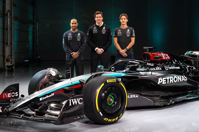 Mercedes 'nog steeds de weg kwijt' en kenners plaatsen team 'nog steeds niet in een goede positie' ondanks upgrades