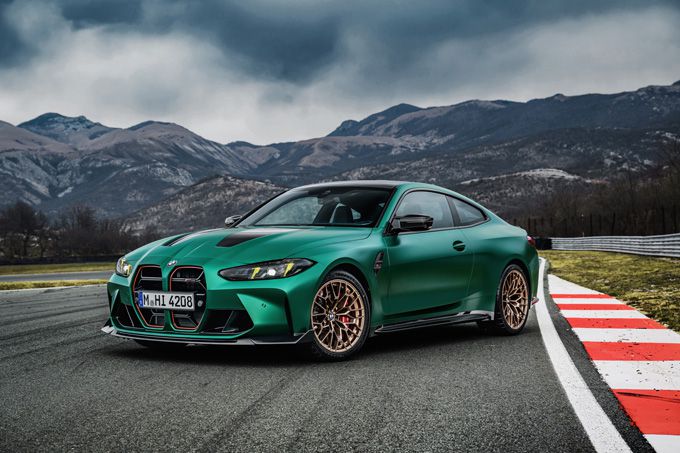Gloednieuwe BMW M4 CS + FOTO'S