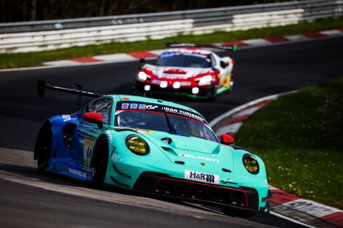 Falken Motorsports #44 – Joel Eriksson (S), Tim Heinemann (D), Nico Menzel (D), Martin Ragginger (A)