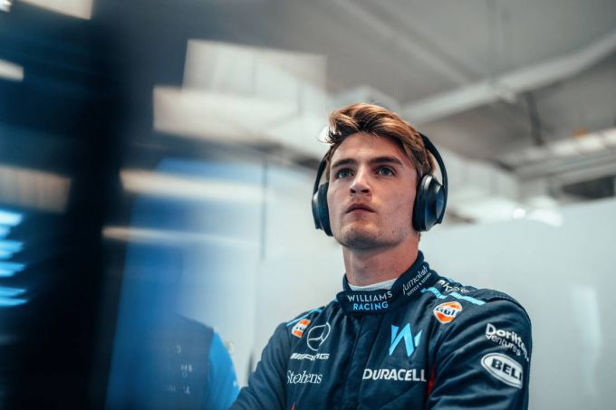 Logan Sargeant zwijgt over mogelijke vervanger bij Williams: “Ik doe gewoon mijn werk”