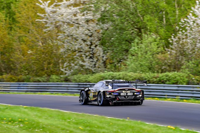 ADAC RAVENOL 24h Nürburgring Walkenhorst Motorsport Aston Martin Foto 6