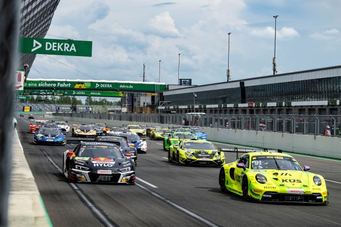 DTM Lausitzring 2024 start van race 2 op zondag