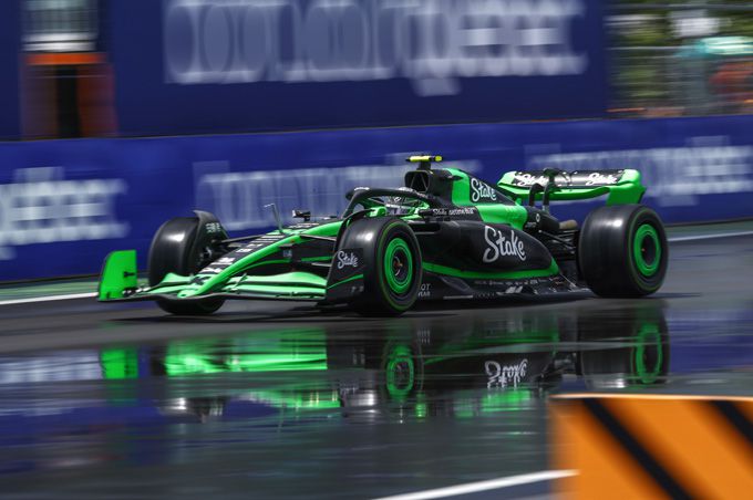 "We moeten de koppen bij elkaar steken en onze problemen onderzoeken in aanloop naar de F1 in Barcelona"