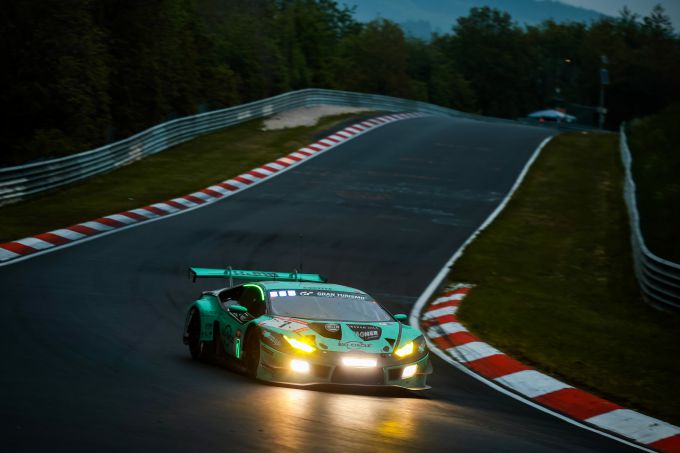 Colin Caresani 24h Nurburgring