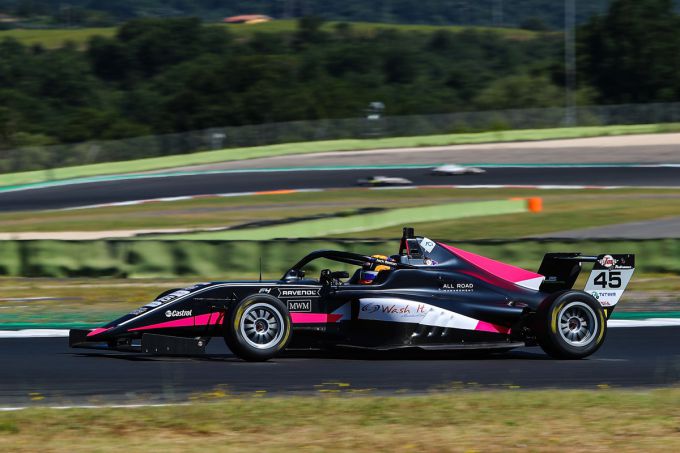 Beeton, Slater en Powell: de drie Italiaanse F.4-kampioenschap polemannen van Rome