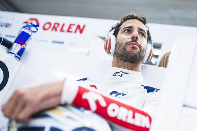 Betekent dit het einde? Daniel Ricciardo stelt Red Bull de vraag na aankondiging Sergio Pérez