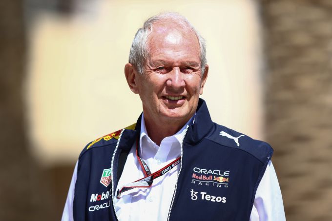 'Vreemd dat er toen geen straf kwam' - Helmut Marko herinnert zich Lewis Hamilton