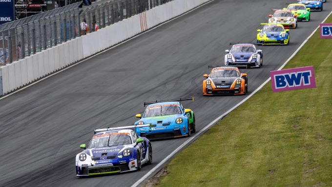 DTM Zandvoort Porsche Sixt Carrera Cup Deutschland Foto 10 Aansnijden Tarzanbocht
