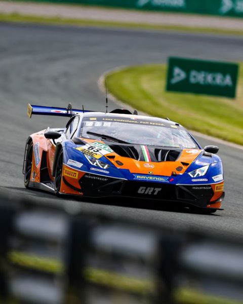 David Schumacher en Benjamin Hites noteren de snelste tijden tijdens de vrije training van de ADAC GT Masters