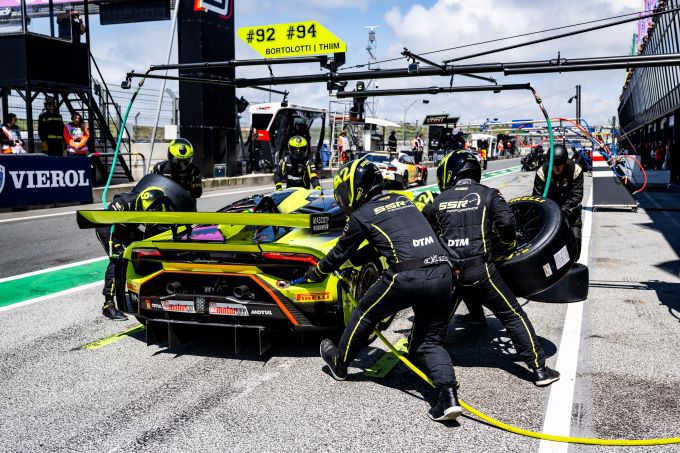 DTM Zandvoort 2024 Pitstop_Bortolotti_Lamborghini