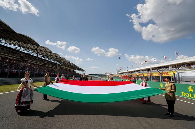 Formule 1: "Zinderende Hongaarse hitte en het onvoorspelbare weer van Spa-Francorchamps"