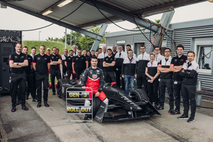 Porsche Formule E wereldkampioen 2023-2024 Foto 20