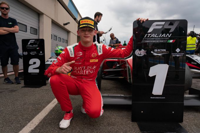 Italiaanse F4: Freddie Slater is er weer!