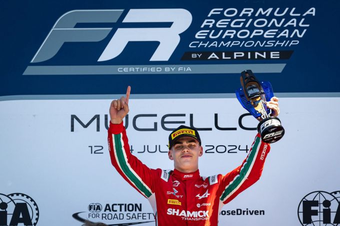 James Wharton wint zijn eerste race in FRECA, Van Amersfoort Racing weer op podium