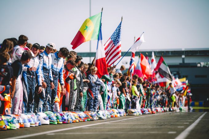 Heet op de baan en onder de helmen tijdens de RMCIT in Le Mans
