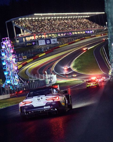 24H SPA 2024 BMW Team WRT Foto 2 Eau Rouge by night
