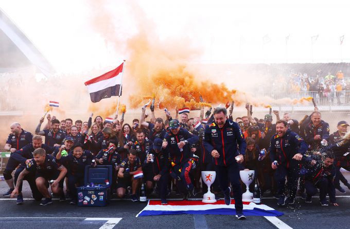 VIDEO: Eerste F1-trucks komen aan in Zandvoort