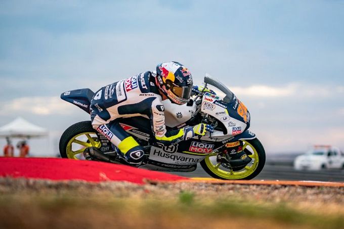 Collin Veijer staat voor uitdaging op MotorLand Aragon: "Ik ben niet heel blij met deze klassering"