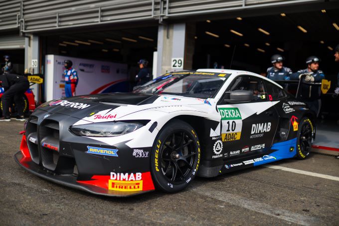 ADAC GT Masters Spa-Francorchamps winnaar FK Performance Motorsport BMW M4 GT3 Maxime Oosten Leon Köhler Foto 4