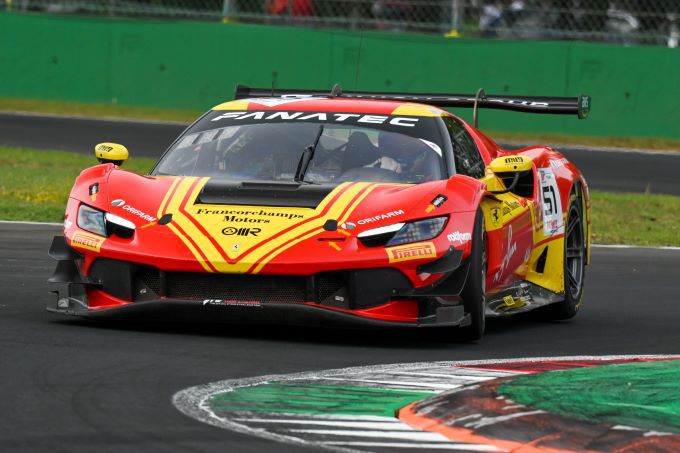 Fanatec GT WorldChEU pwrd by AWS Endurance Cup Round 8 Monza kwalificatie 51-_AF_Corse_-_Francorchamps_Motors_-_Alessandro_PIER_GUIDI_-_Vincent_ABRIL_-_Alessio_ROVERA_-_Ferrari_296_GT3 Foto 3