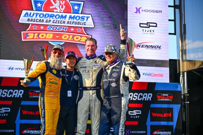 Team Bleekemolen presteert sterk bij EuroNASCAR, zware crash voor Sebastiaan Bleekemolen