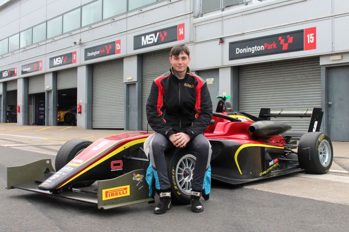 GB4-kampioen Tom Mills sluit zich aan bij Chris Dittmann Racing voor debuut in GB3-kampioenschap
