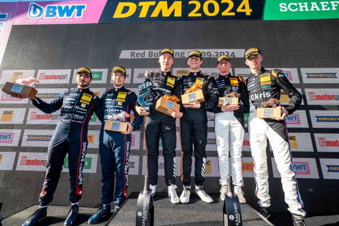 ADAC GT Masters - Dankzij de derde plaats op de Red Bull Ring behoudt Maxime Oosten uitzicht op de titel