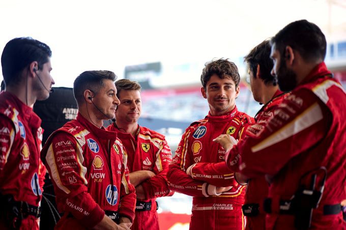Iedereen let op gevecht Verstappen - Norris, maar Charles Leclerc sluipt ernaartoe: "Race per race maximaliseren"