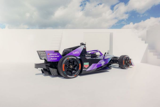 Porsche komt met geüpdatete 99X Electric Foto 3
