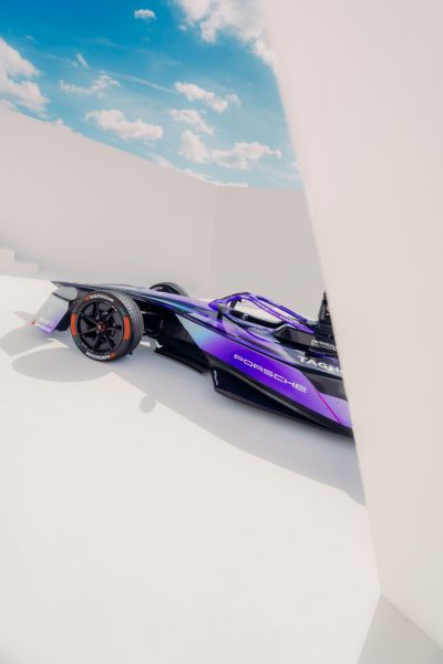 Porsche komt met geüpdatete 99X Electric Foto 5
