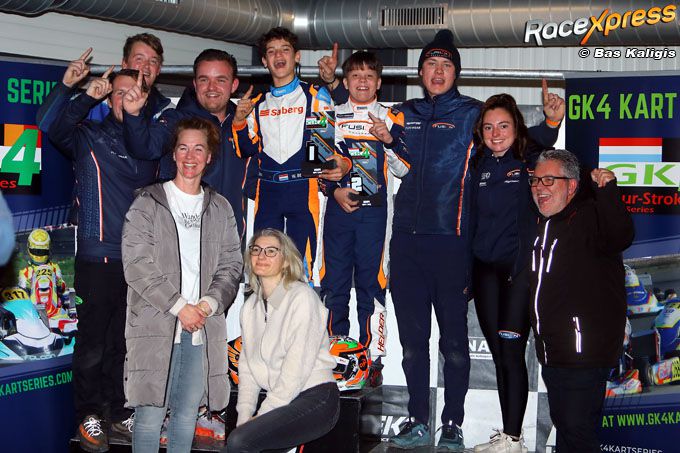 Jorn Helder blaast gelijk van voren mee en grijpt indrukwekkend podium bij debuut IAME Senioren! "Onverwacht goed"