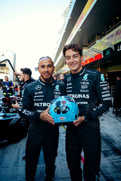 George Russell dankt Lewis Hamilton: "Iedere coureur wil worden zoals hij"