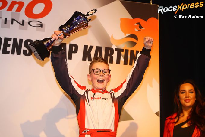 Cees Muys sluit topseizoen af als rookie-kampioen en derde in NK Minimax: “Had ik niet durven dromen!”