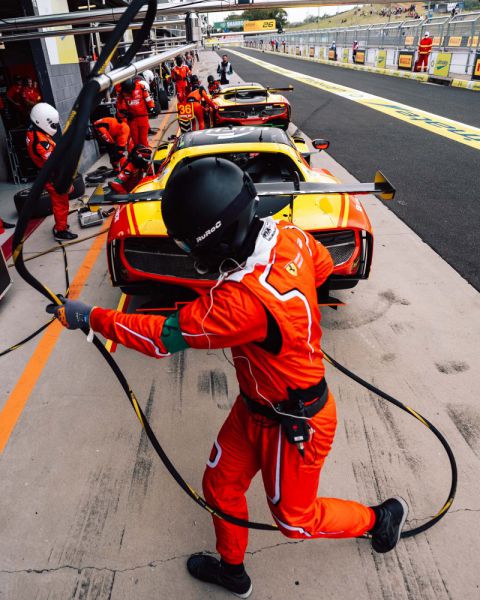 Bathurst 12H 3e Free Practice Friday Foto 9 Nr36_Ferrari_296_GT3_pitstop