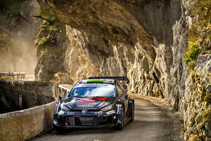 Felicitatie Akio Toyoda Toyota 1-2 overwinning Rally Monte Carlo 2025 Foto 7 Elfyn Evans / Scott Martin actie