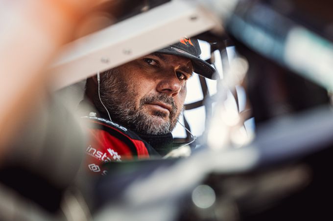 Team de Rooy FPT wint bij de trucks: “David Křípal reageerde perfect op één plek in het stof en vond de juiste uitgang uit de canyon”