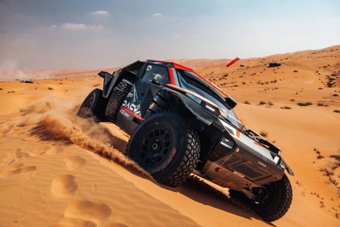 Dakar Rally 2025 The Dacia Sandriders Cristina Gutiérrez snelheid en teamwork Foto 4