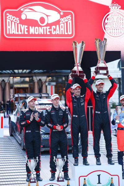 Felicitatie Akio Toyoda Toyota 1-2 overwinning Rally Monte Carlo 2025 Foto 2