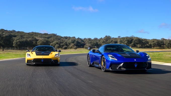 FOTO'S: Maserati GT2 Stradale van circuit naar de openbare weg
