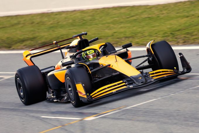 Pirelli F1 bandentests Barcelona Foto 7 Lando Norris McLaren