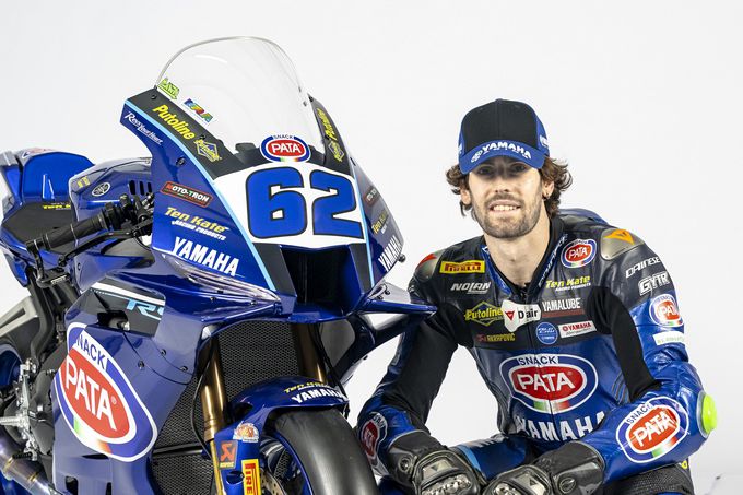 Pata Yamaha Ten Kate Racing onthult LIVERY van de nieuwe Yamaha R9 Stefano Manzi