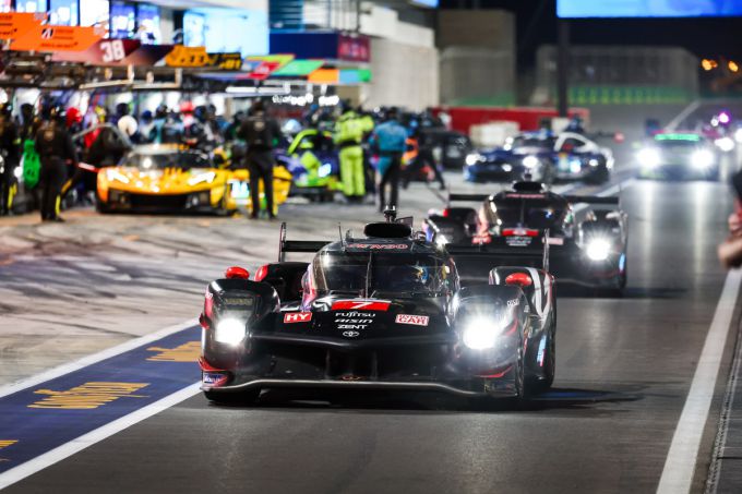 FIA World Endurance Championship-seizoen 2025 Qatar 1812km Foto 3 Toyota pitstraat