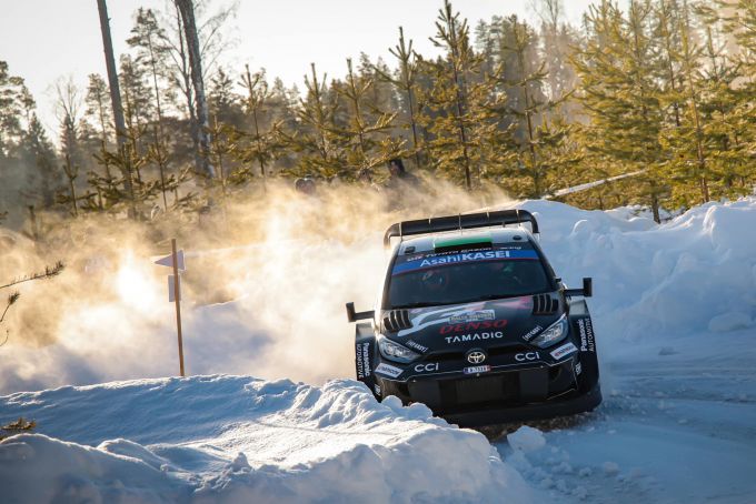 Toyota Gazoo Racing 1-2 overwinning Rally Sweden 2025 Foto 2 sneeuw front