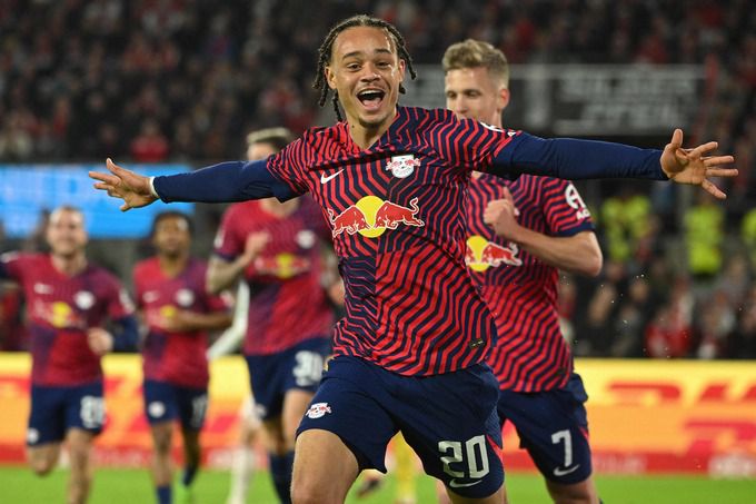 Viaplay voetbal Xavi Simons
