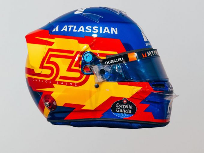 helm design Carlos Sainz F1 2025 Atlassian Williams Racing