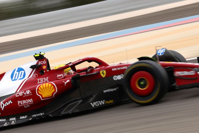 Ferrari Lewis Hamilton actie Foto 2