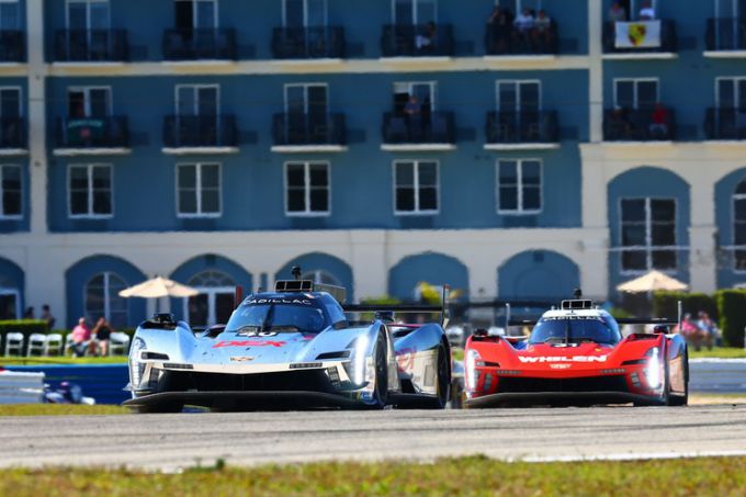 12H Sebring 2025 Cadillac Racing Foto 13