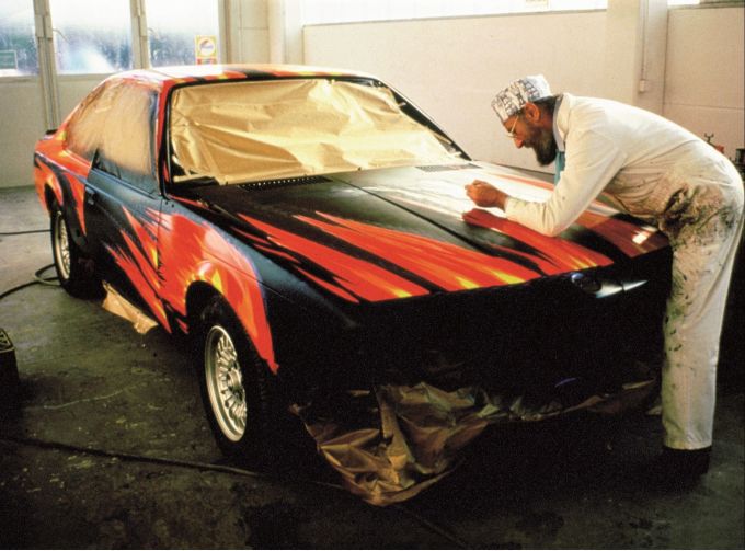 Wereldtournee: BMW Art Car Collection viert 50ste verjaardag Foto 8